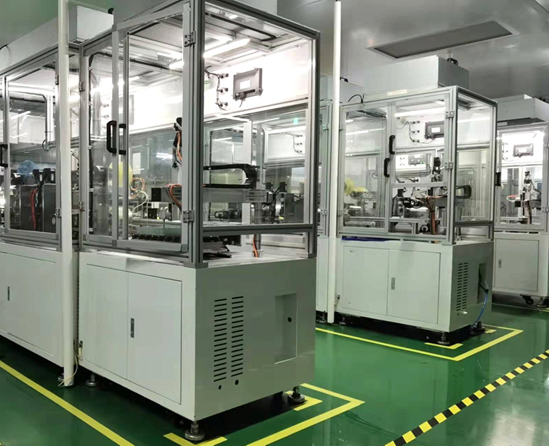 9 Automatic Polarizer-Attaching